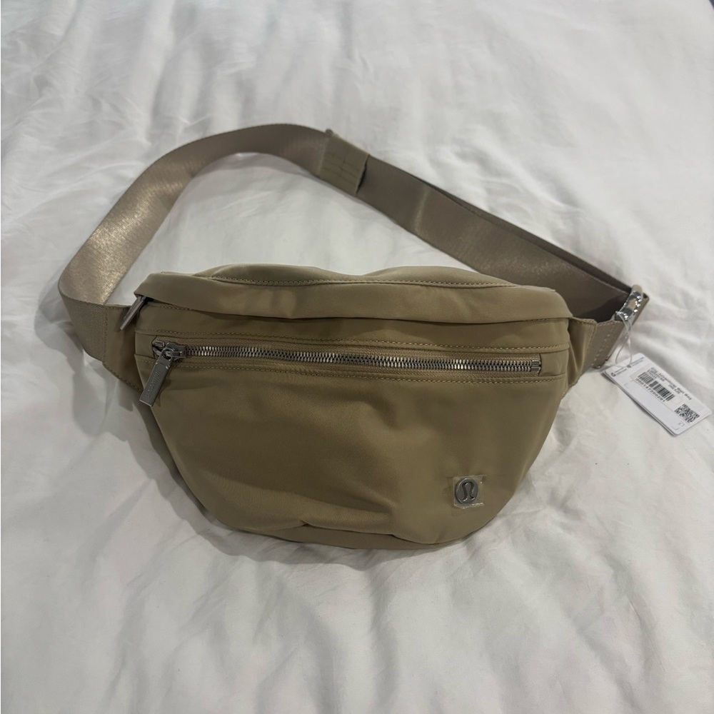 Lululemon City Adventurer Belt Bag 2.5L Crossbody Trench Tan Brand New With Tags